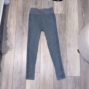 Nikibiki Green Leggings w/ design